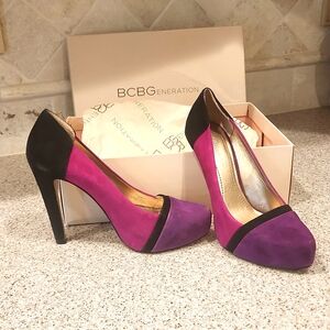 BCBG LADIES HEELS